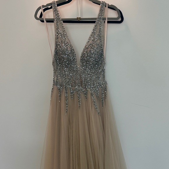Jovani Dresses & Skirts - JOVANI Embellished V-Neck Tulle Evening Dress in Nude and Silver